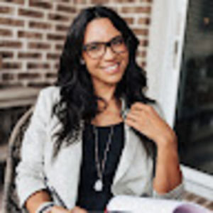 Meet your Posher, Ariana